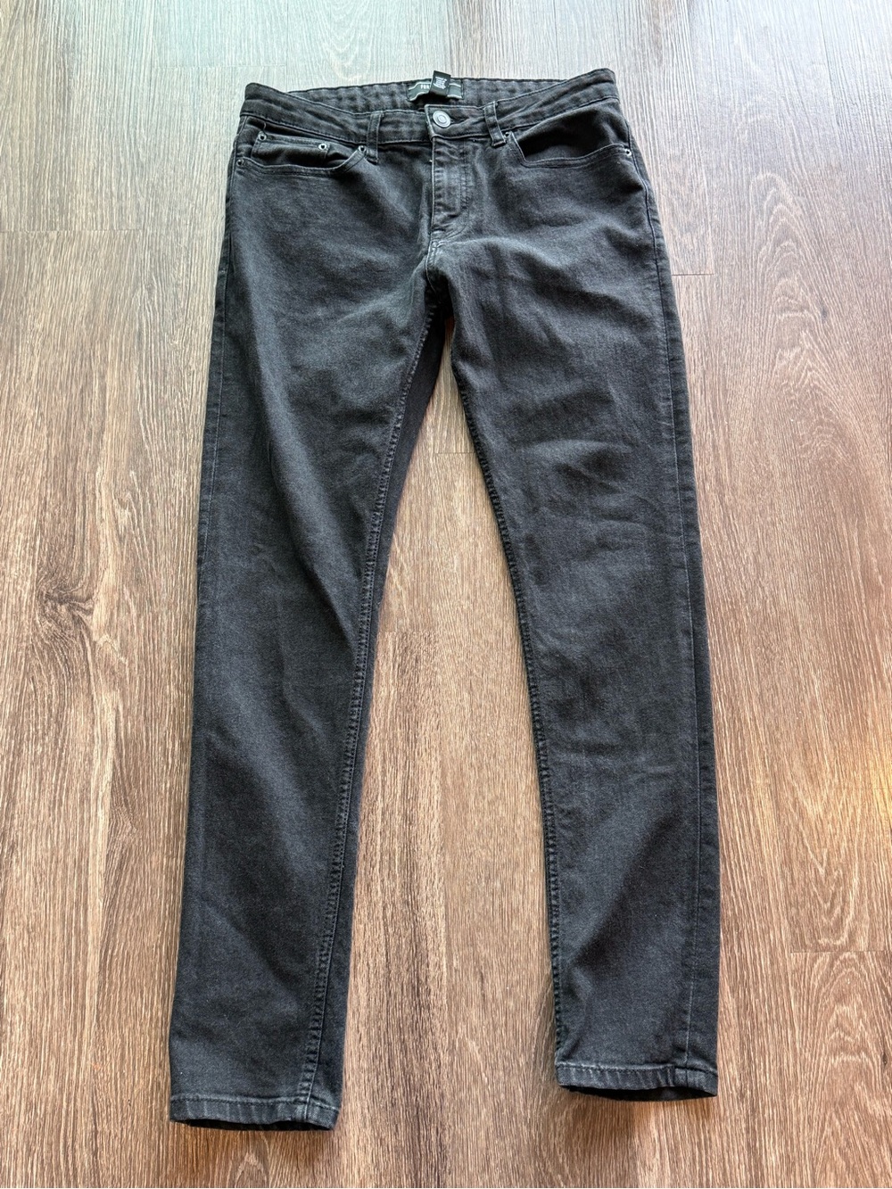 Forever 21 Men's Black Slim Straight Jeans